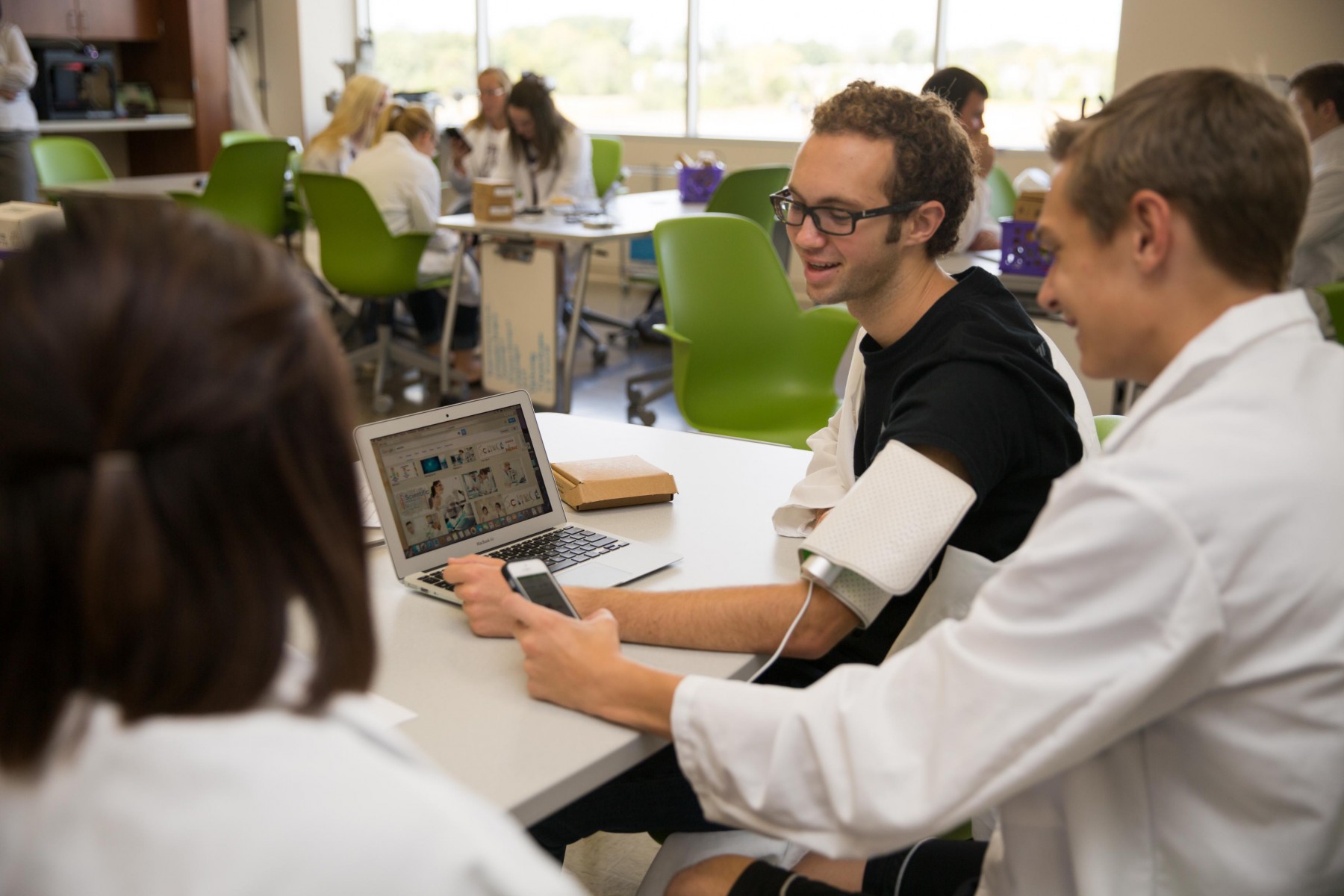 Srs. in Pickerington’s BioMedical Science Program Study at OhioHealth