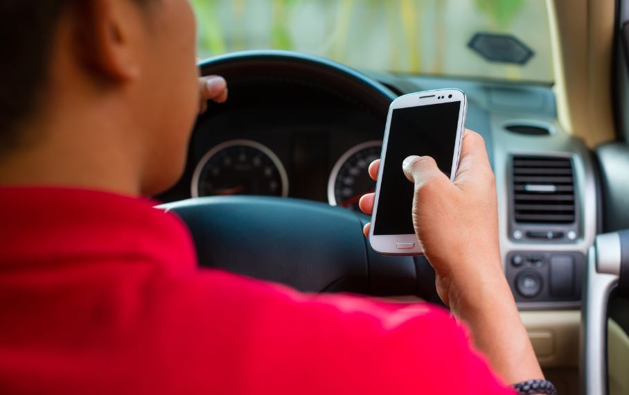 Mobile phone distraction highlighted in road safety campaign