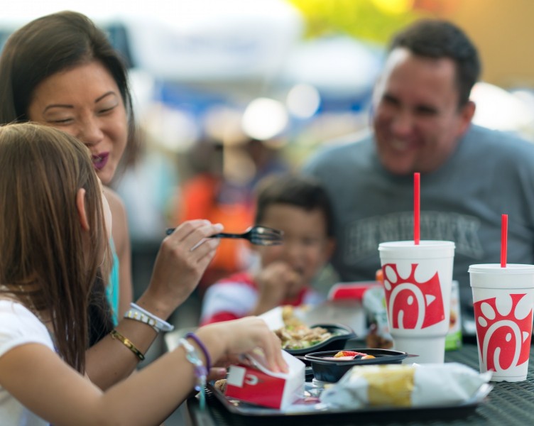 Hersheypark Dietary and AllergyFriendly Foods Guide