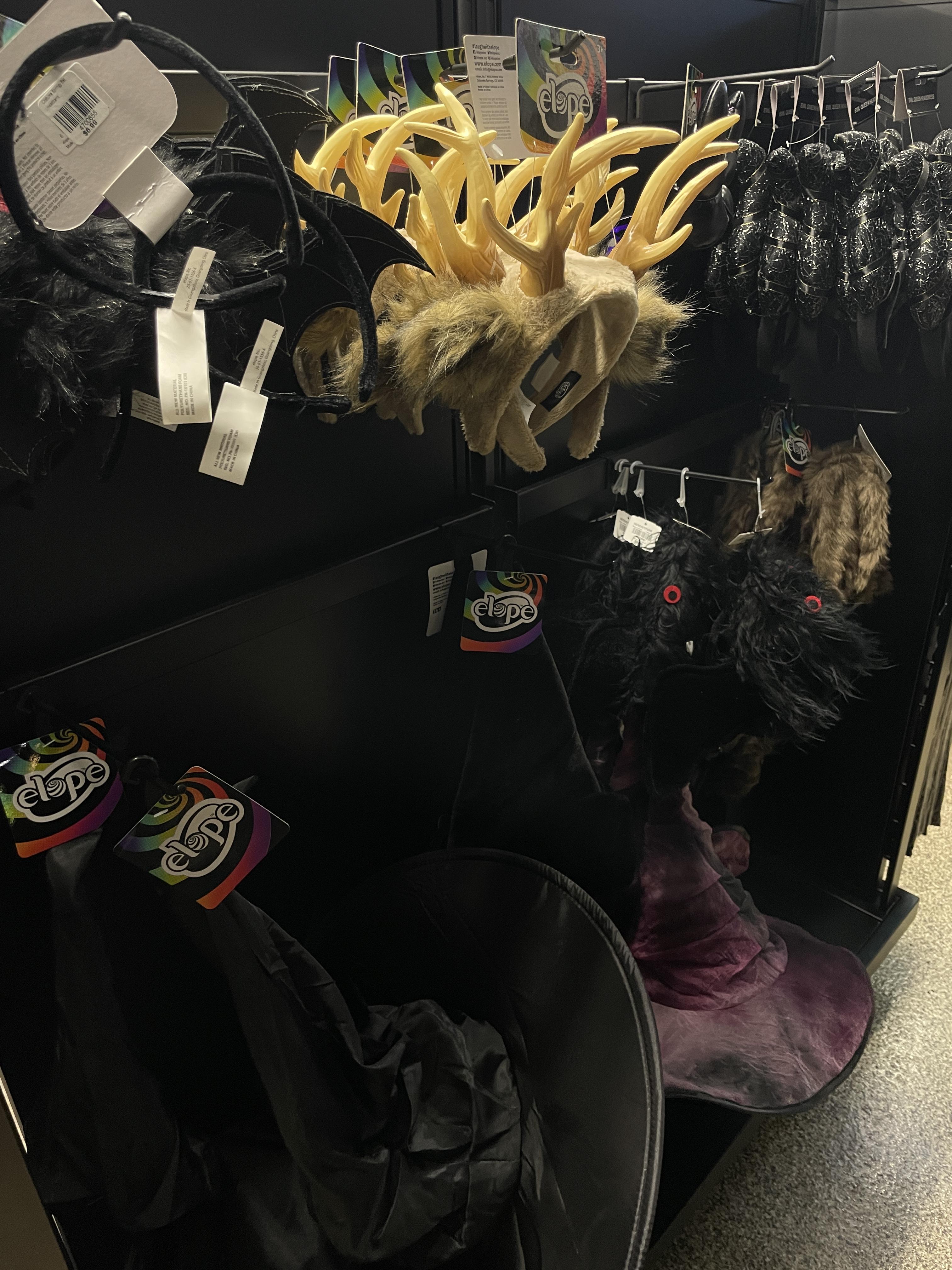 New Retail for Hersheypark Halloween and Dark Nights