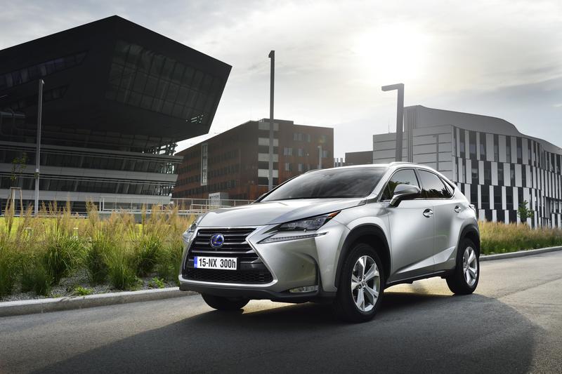 Lexus enters the premium midsize suv segment
