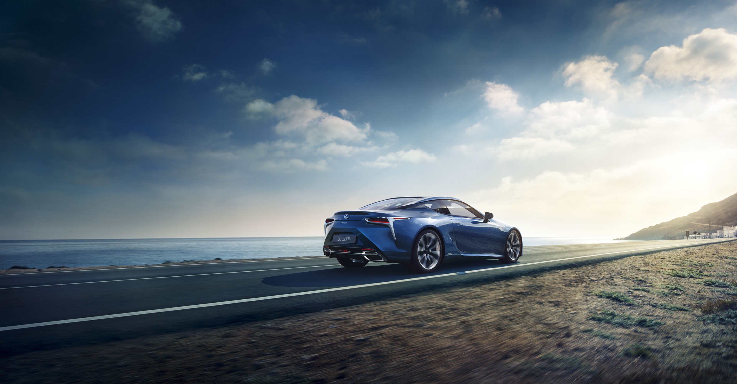 NATURE’S BRILLANCE CAPTURED NEW LEXUS STRUCTURAL BLUE