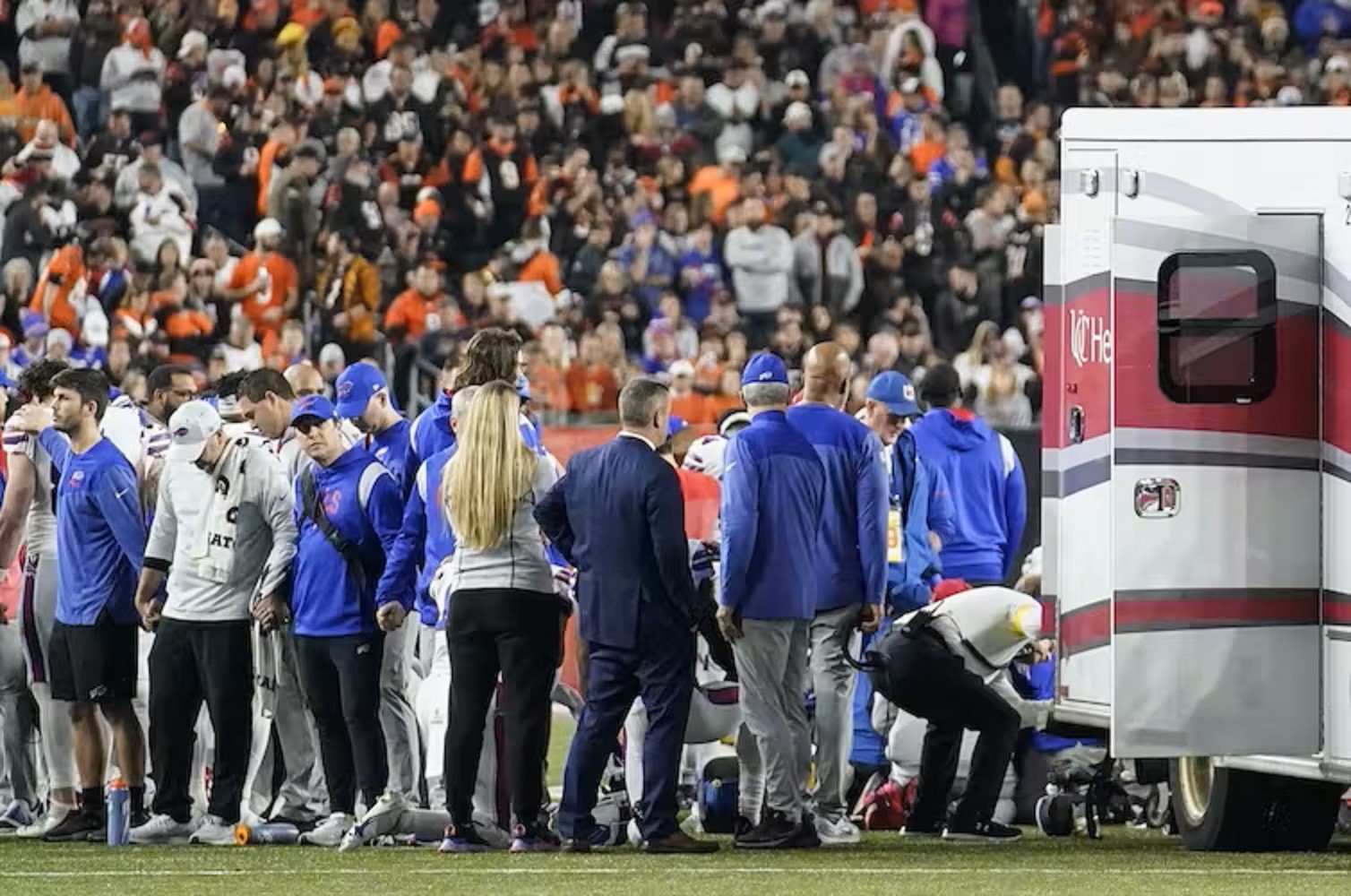 How sports broadcasters responded to the Damar Hamlin injury