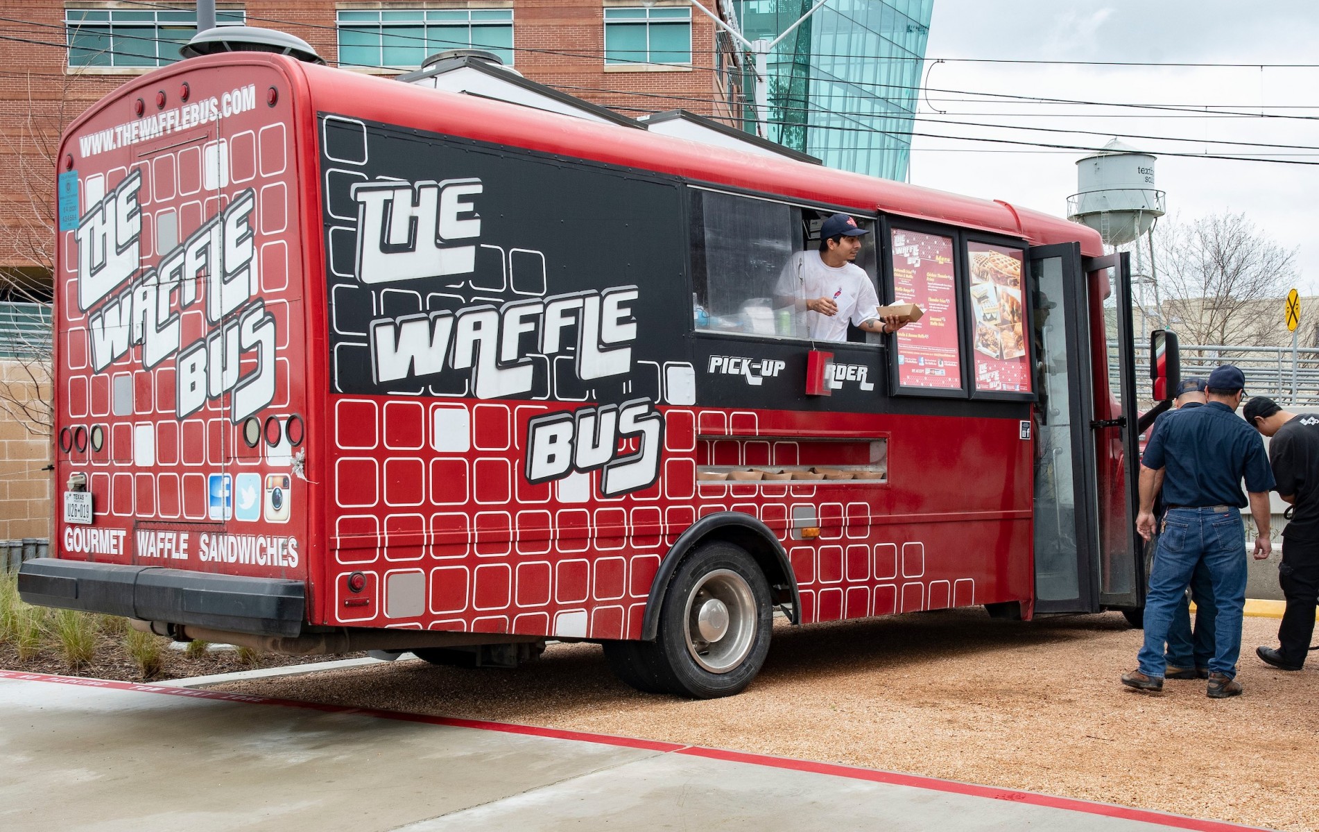 Top 10 Famous Food Trucks in USA Travel Journal Mag