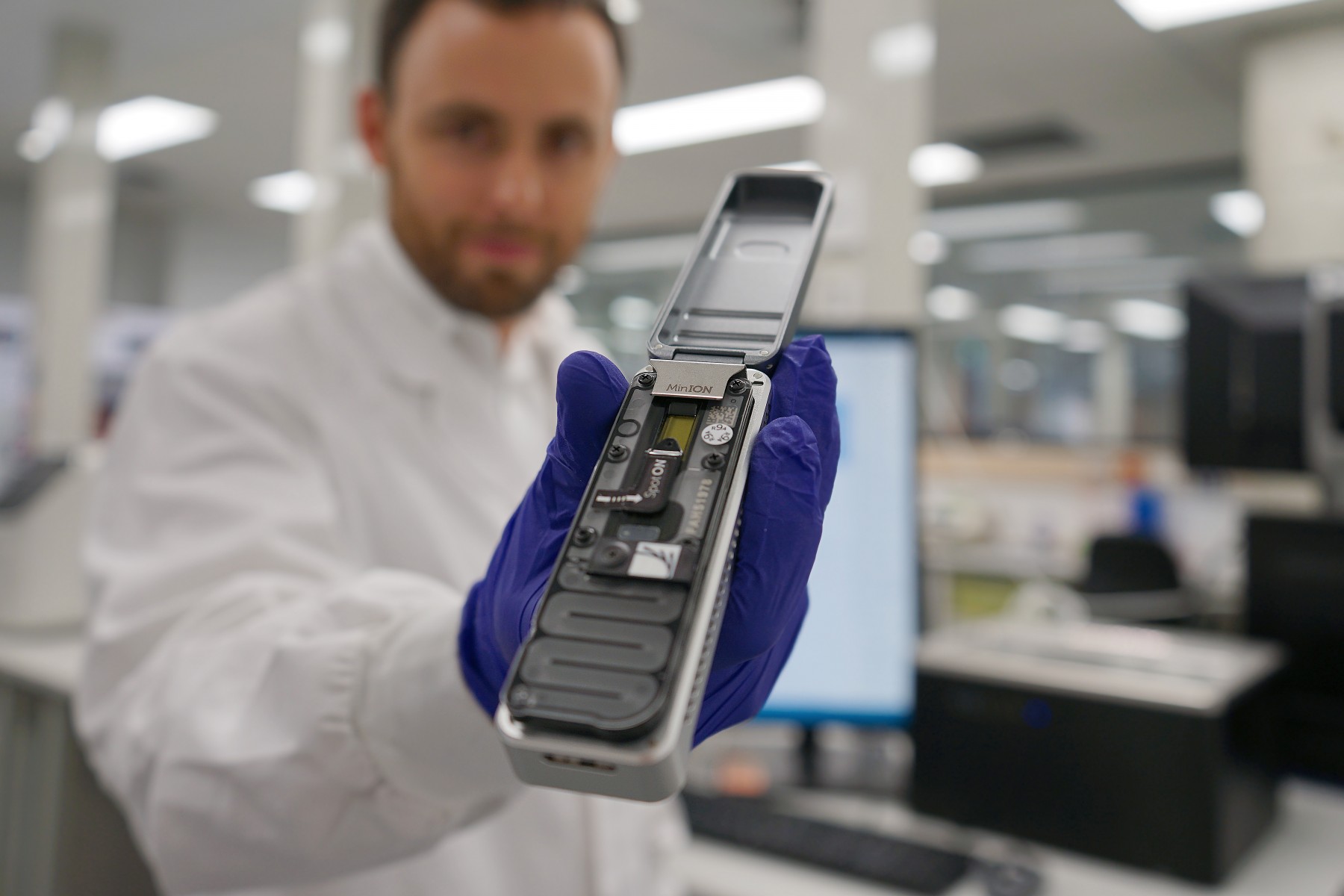 Hostplus commits 27.5m to Oxford Nanopore