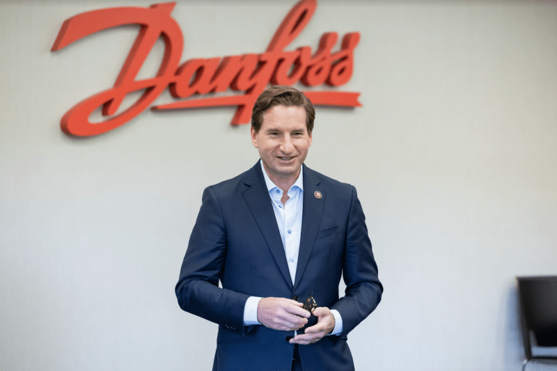 Rep. Dean Phillips Tours Danfoss Eden Prairie Facility