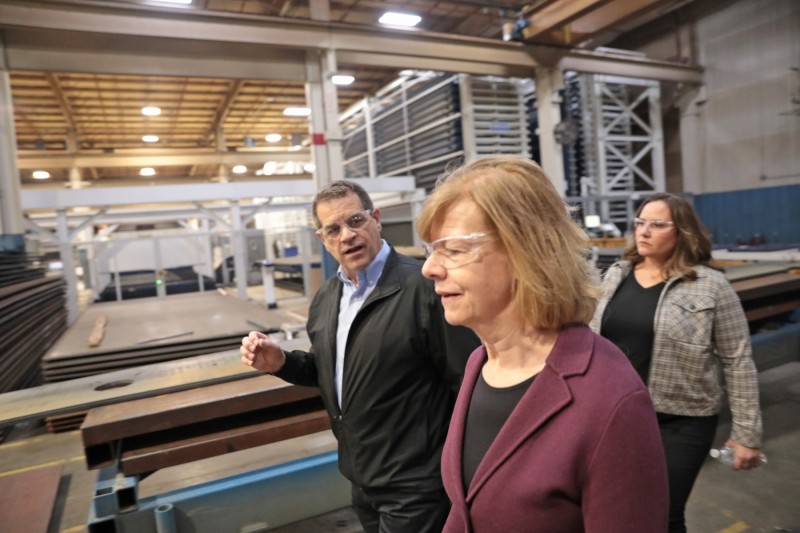 AEM and KUHN Host U.S. Senator Tammy Baldwin in Brodhead