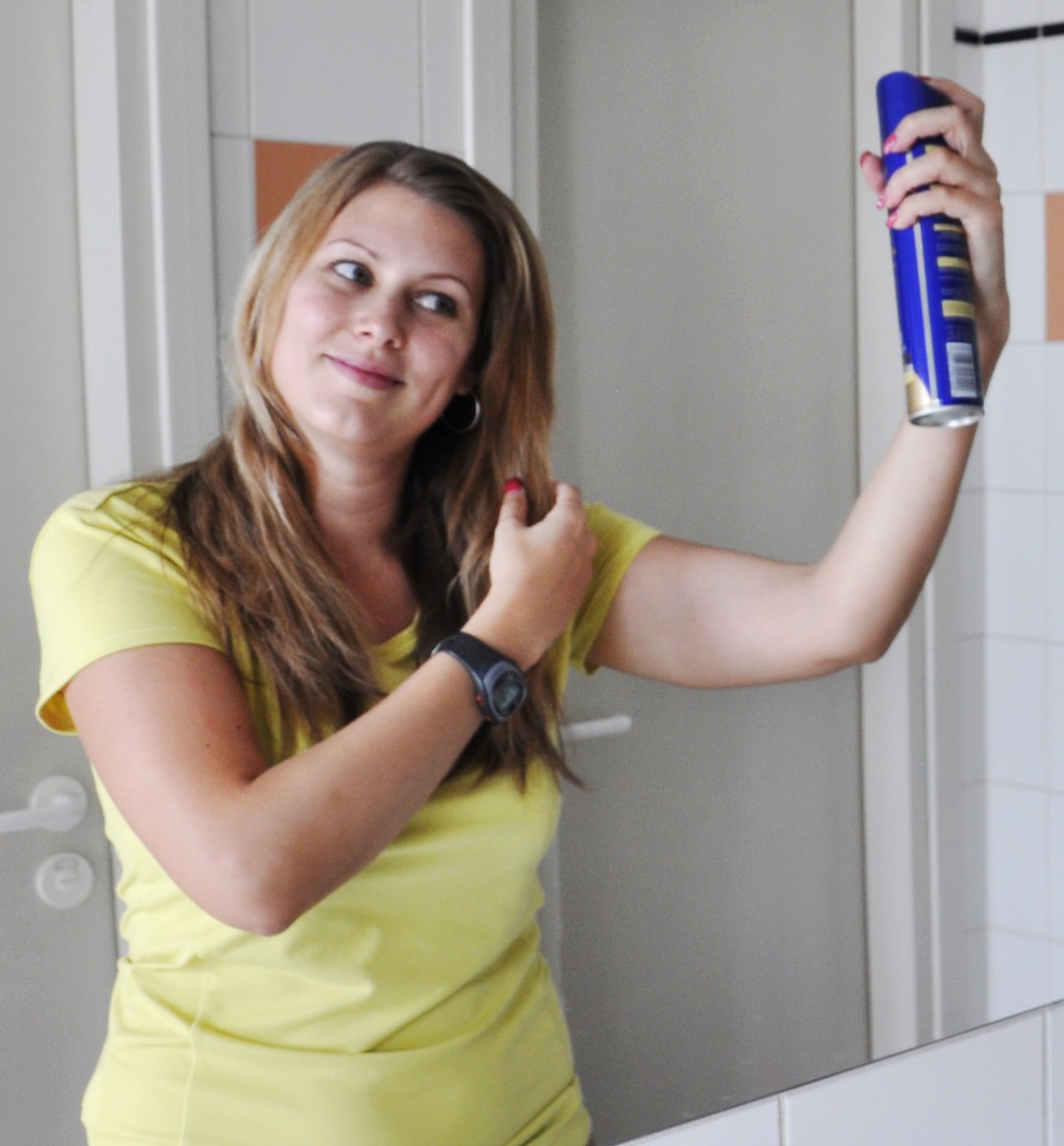 Nitrogen for aerosol cans