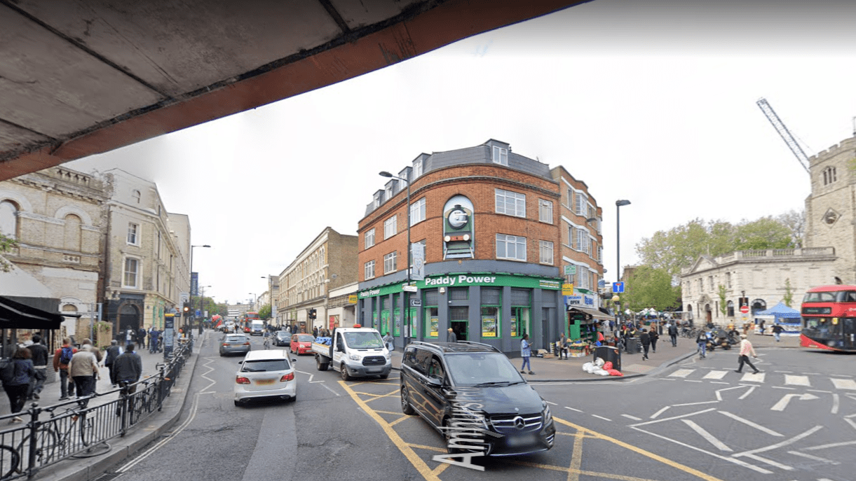 Rebuilding a greener Hackney town centres could close to throughtraffic
