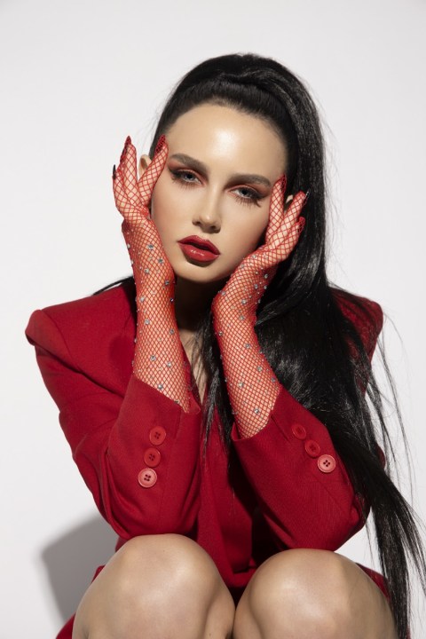 Samantha Long of ‘A THREAT’: “Don’t wait for someone else to validate your ideas”