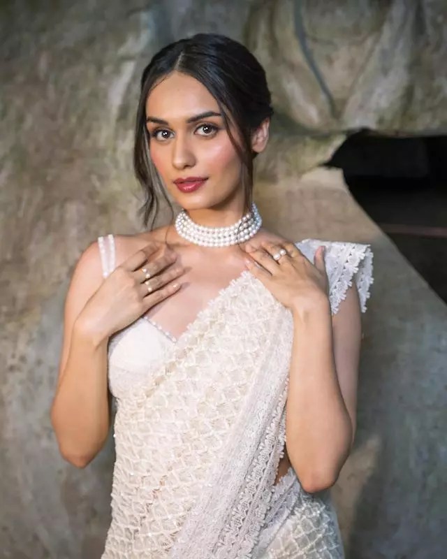 Staggering Display From Manushi Chhillar Staggering Display From