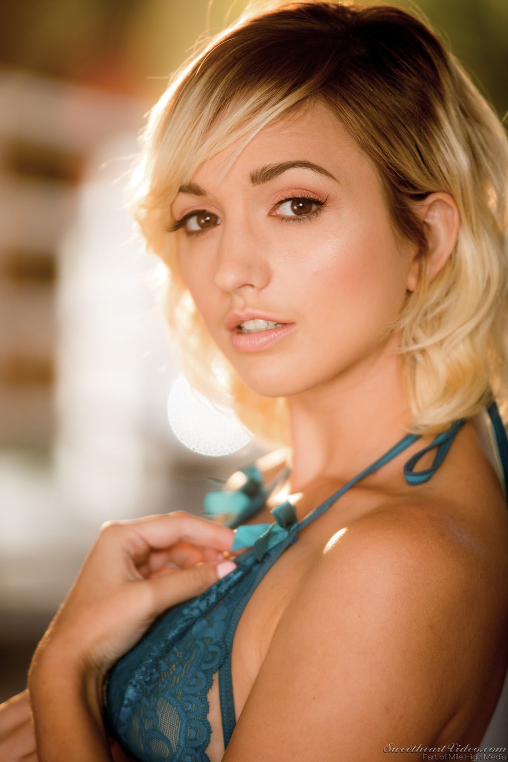 Blonde Hottie Eliza Jane Stripping Her Lingerie Mile High Media Picture 01