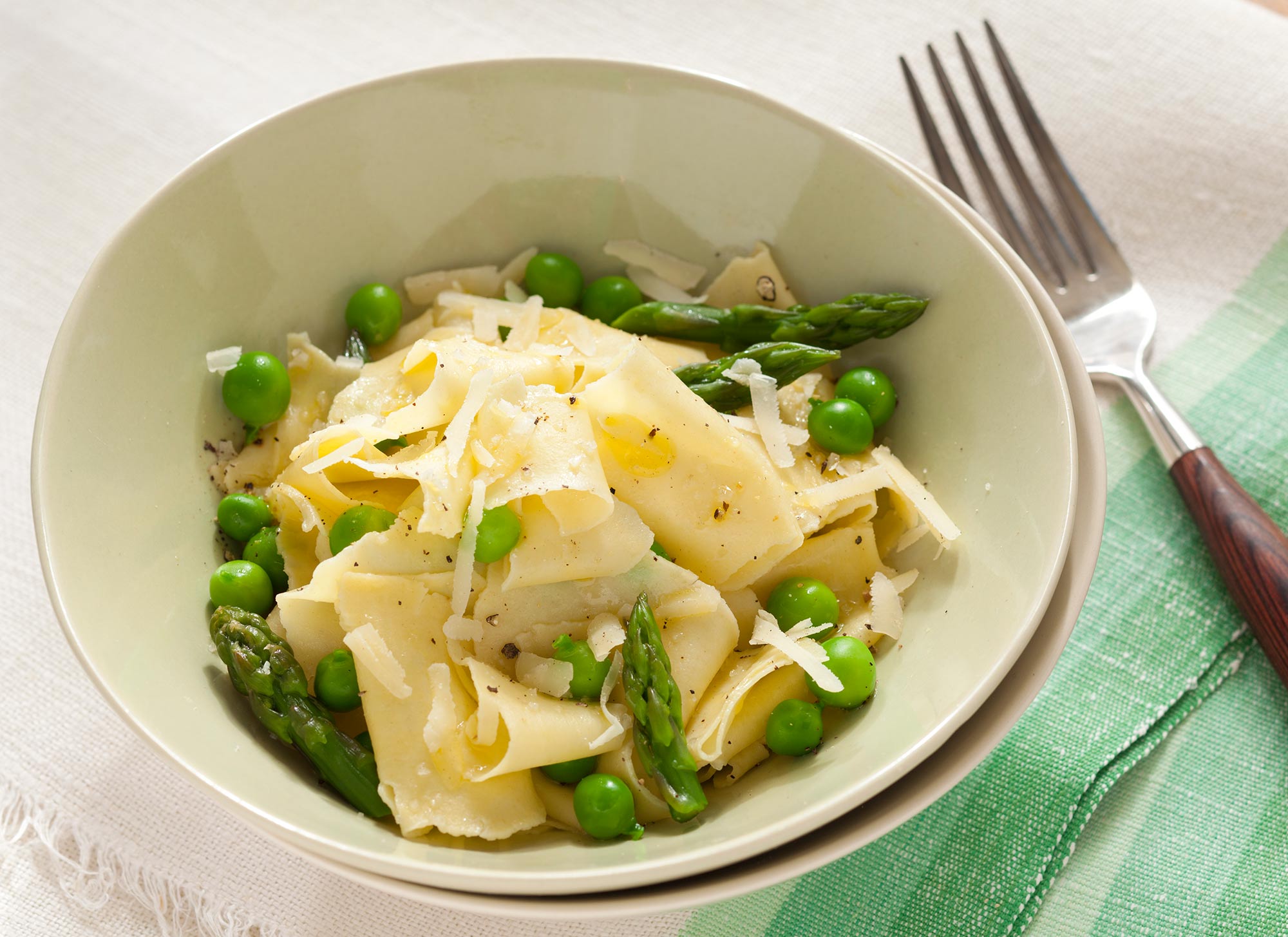 Farm Fresh To You Recipe Fresh Rag Pasta with Peas and Asparagus