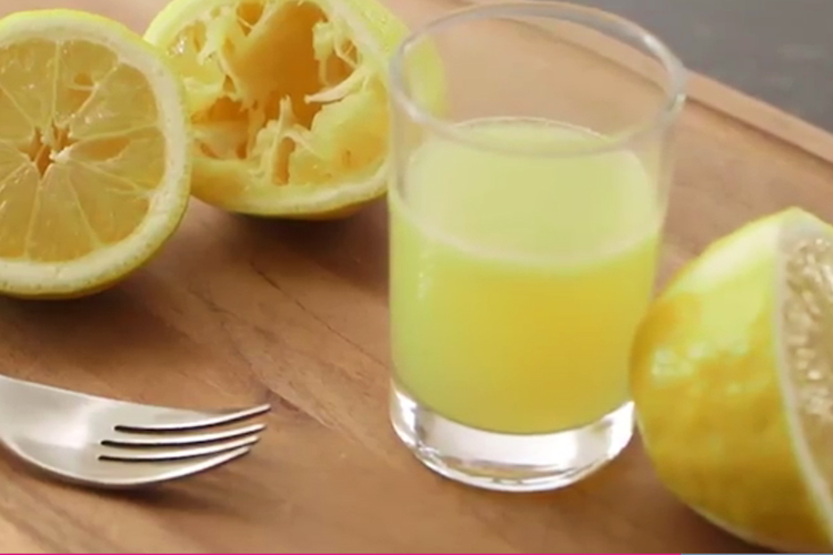 How to Juice a Lemon without a Juicer My Food and Family
