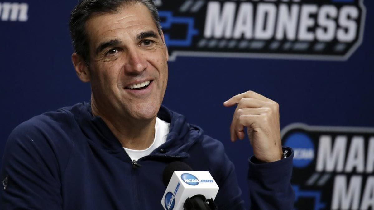 With Villanova and USA Basketball, Jay Wright on doubleduty