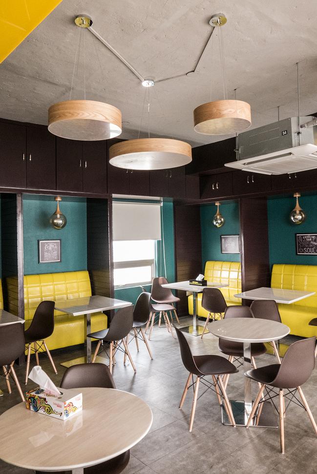 Context BD• MAX Corporate Office Architect Azrin Alom