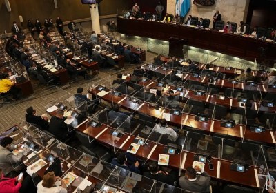 Fiscal ordena incautar documentos del CN por presunta corrupción
