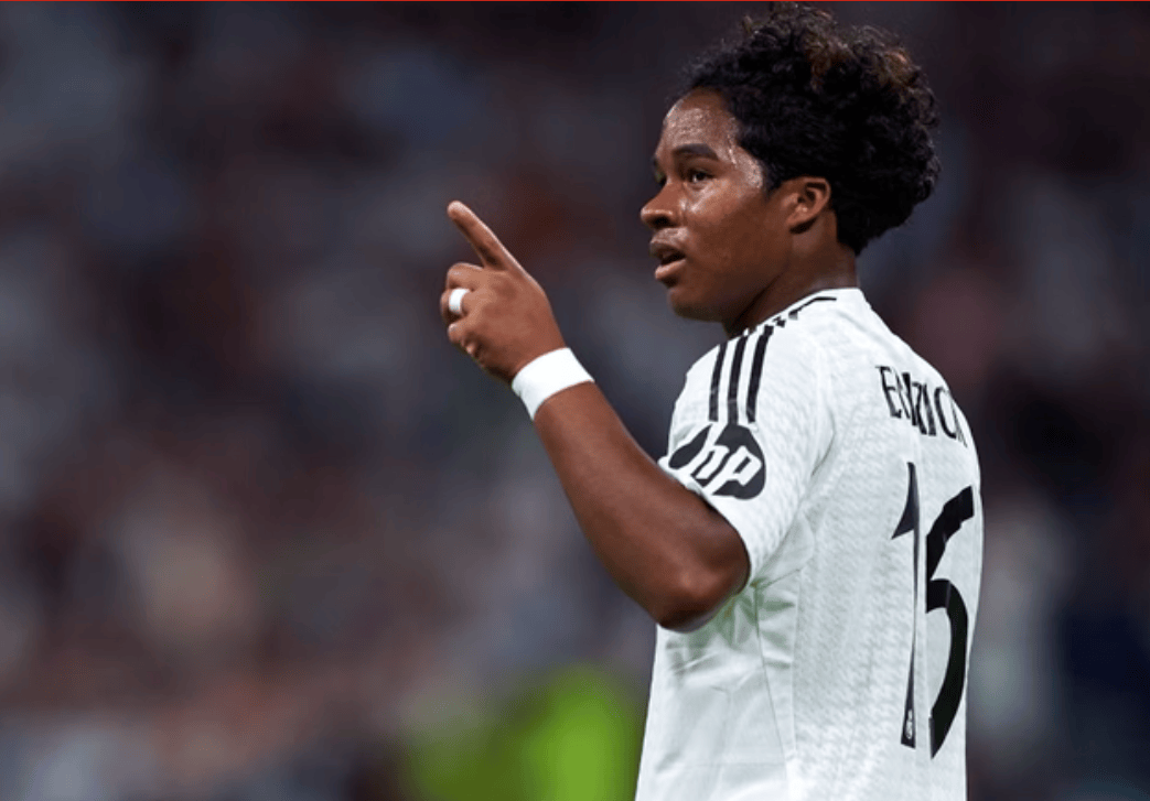 Endrick se tornou o brasileiro mais jovem a marcar na Champions League