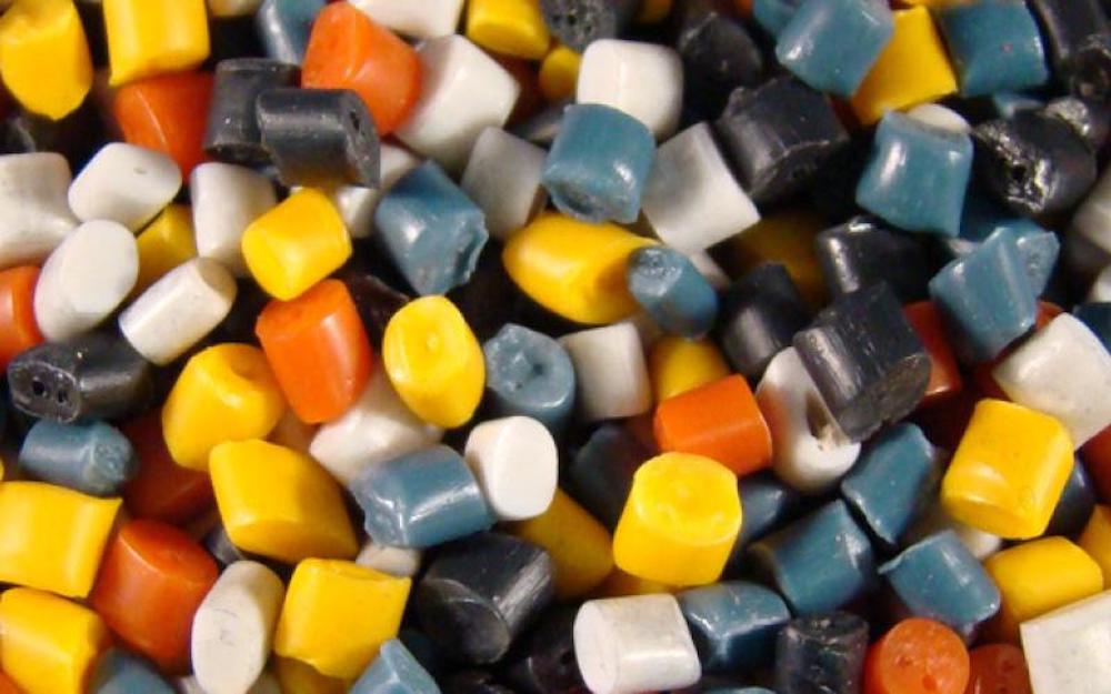 Industrial Mixers for Blending Al Granules & Mixing Recycled Plastics