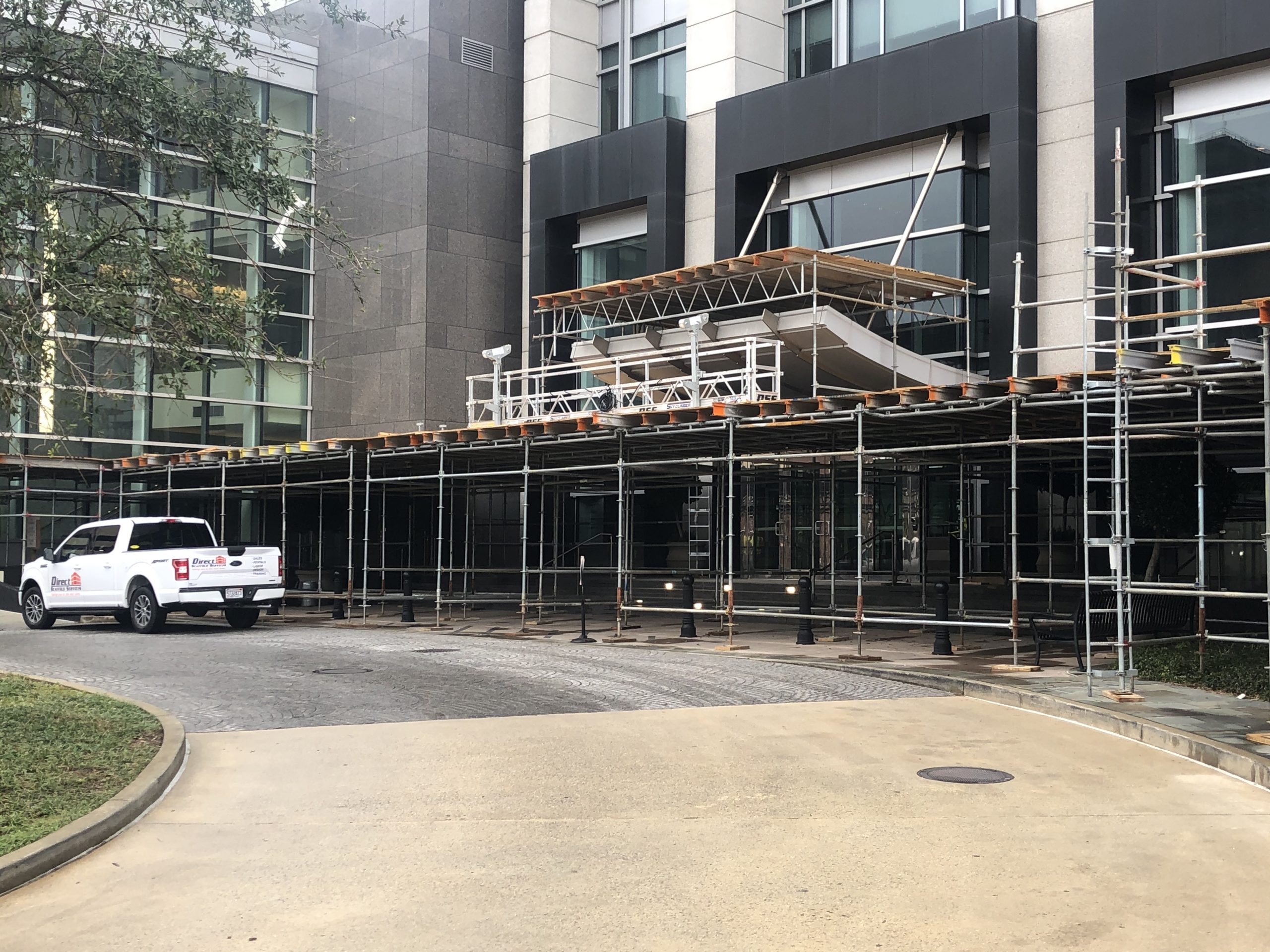 RSA Tower Pedestrian Scaffold Overhead Protection Walkway Contractors