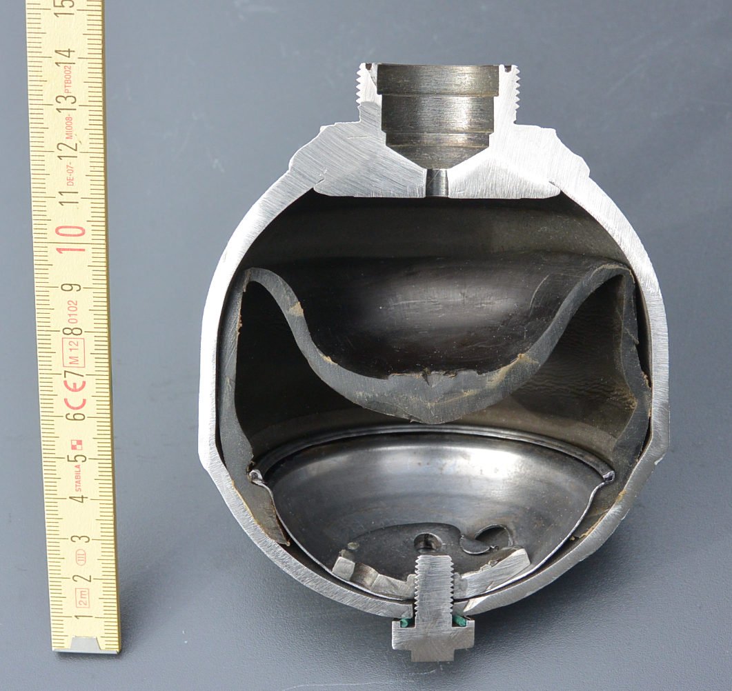 Hydraulic Accumulators What Are They and Why Do We Need Them? Technical Articles