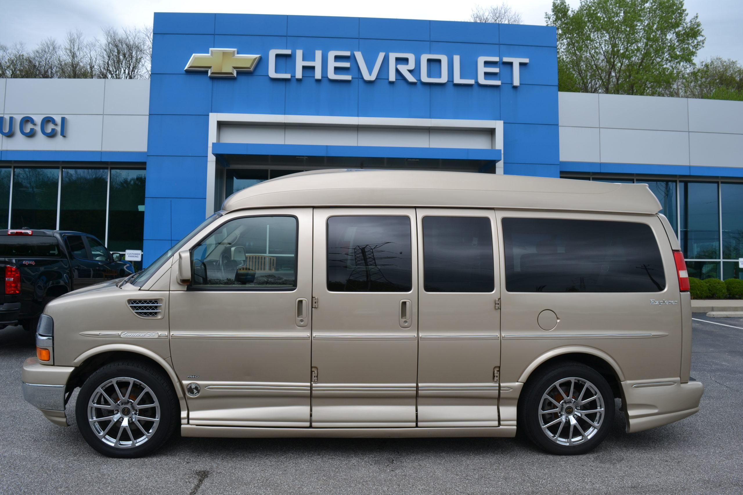 2011 Chevy Express AWD Explorer Limited XSE Mike