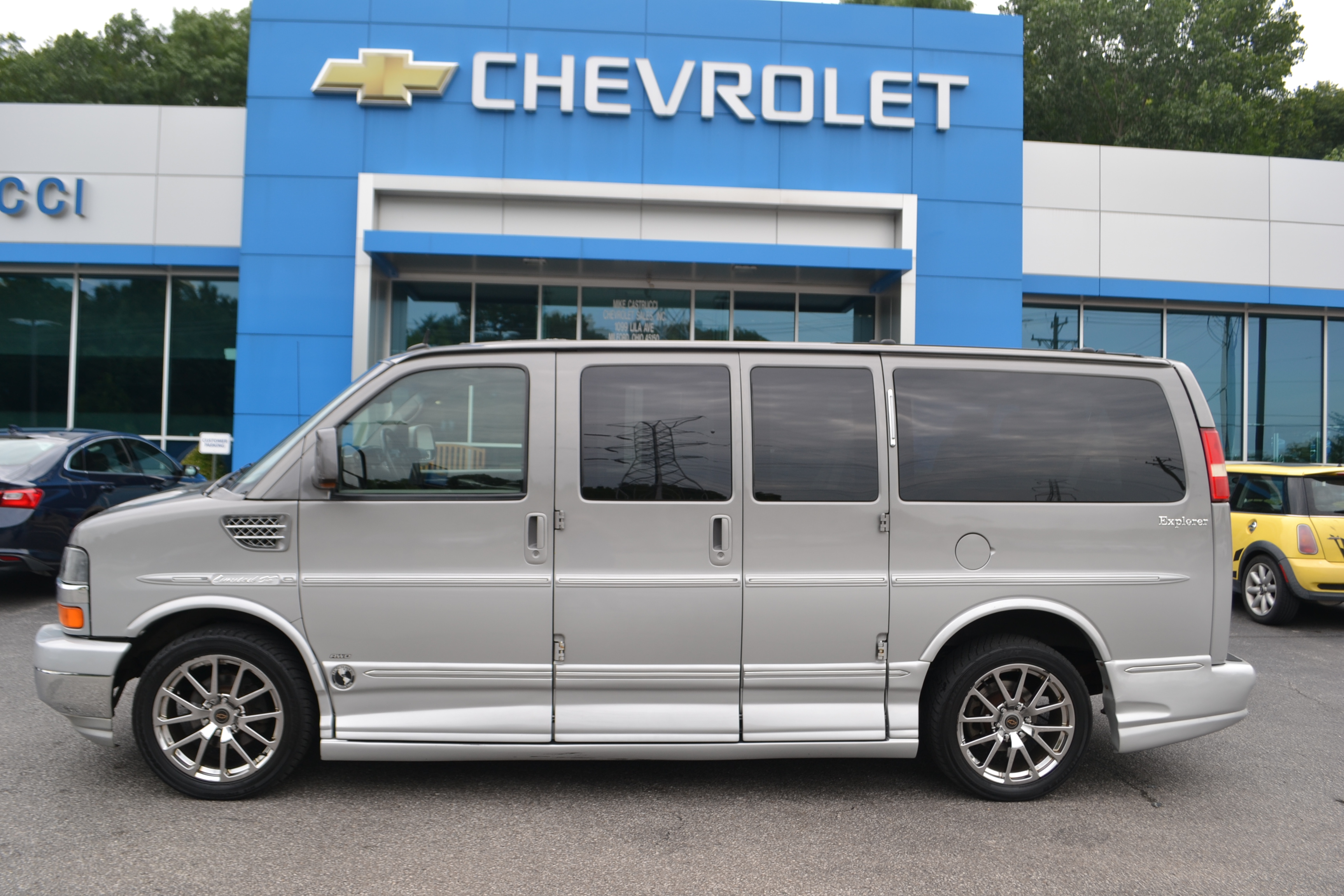 2011 Chevy Express AWD Explorer Limited XSE Mike