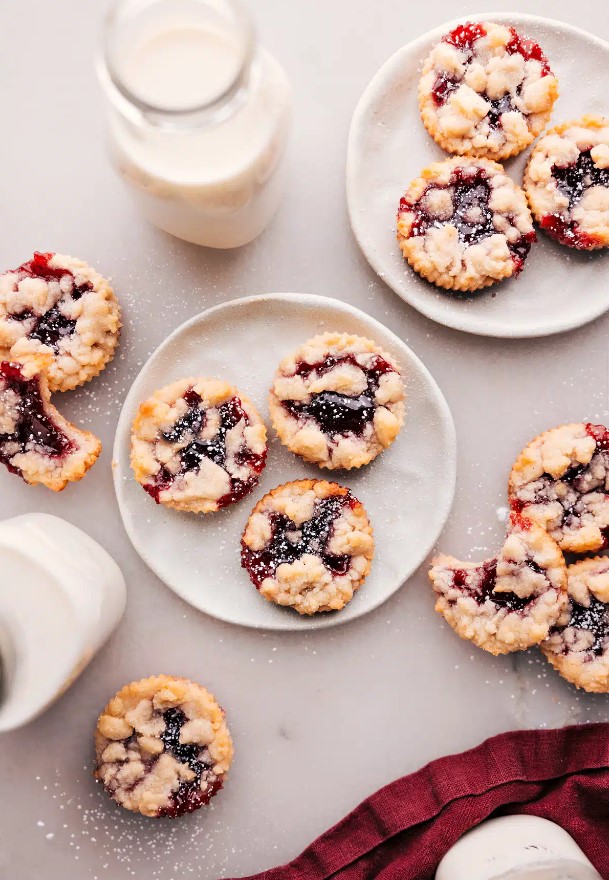 Costco Raspberry Crumble Cookies — Recipes
