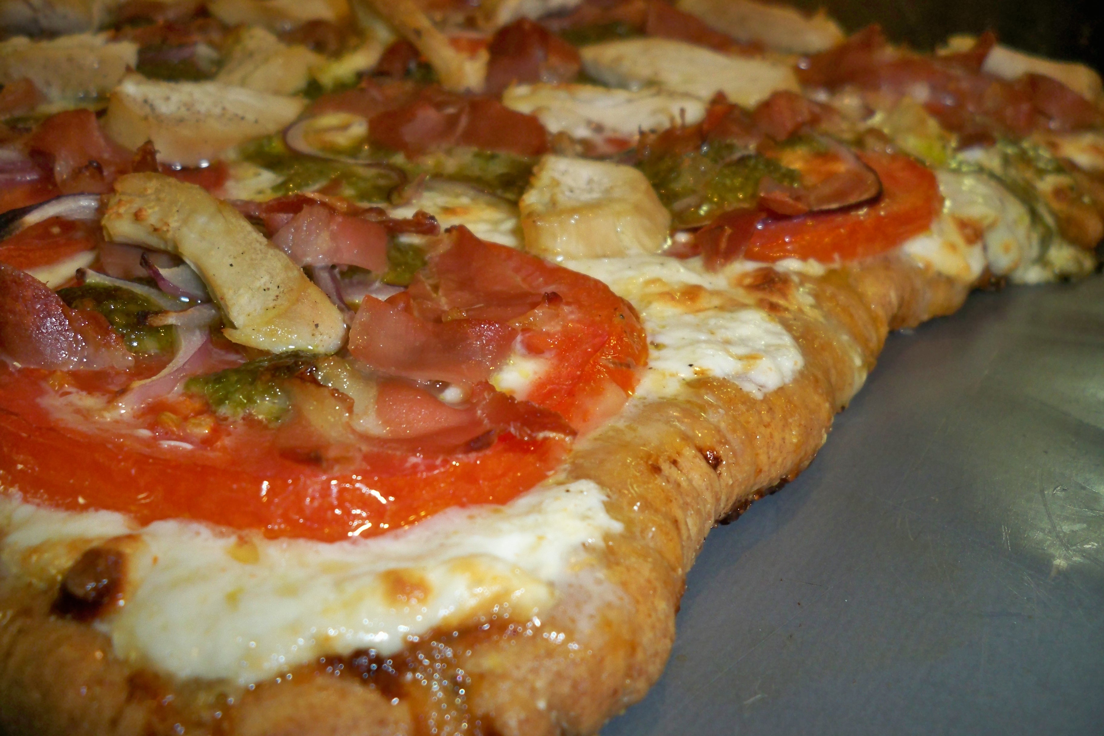 Pesto Chicken Pizza Cook Better Than Most Restaurants