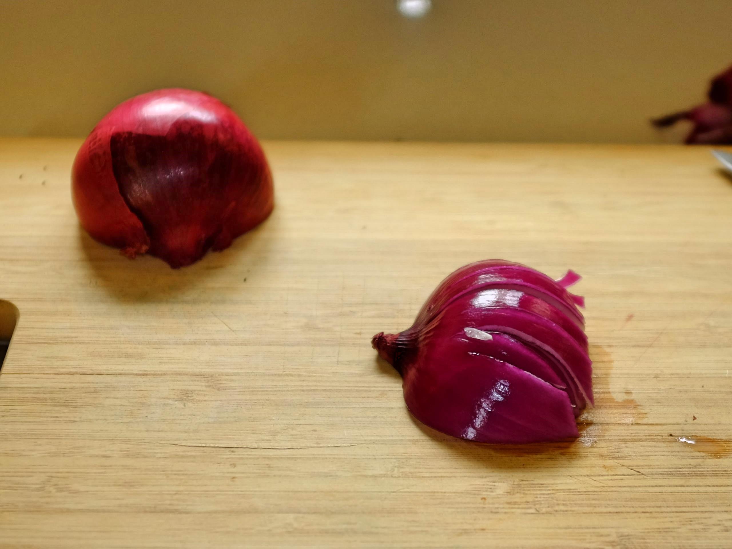how to chop onions pfeiffer family the indian cookbook