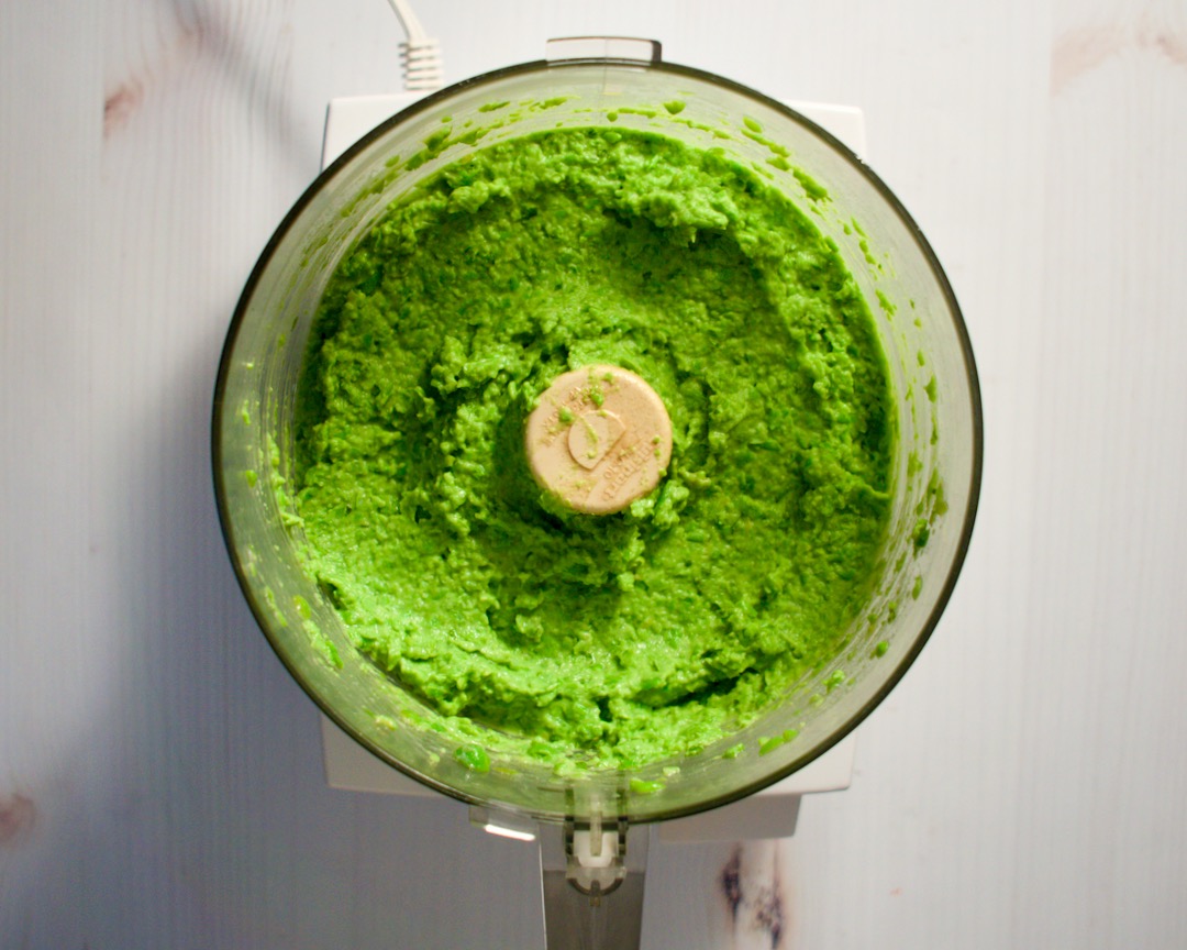 Green Pea Dip with Mint and Lemon Vegan