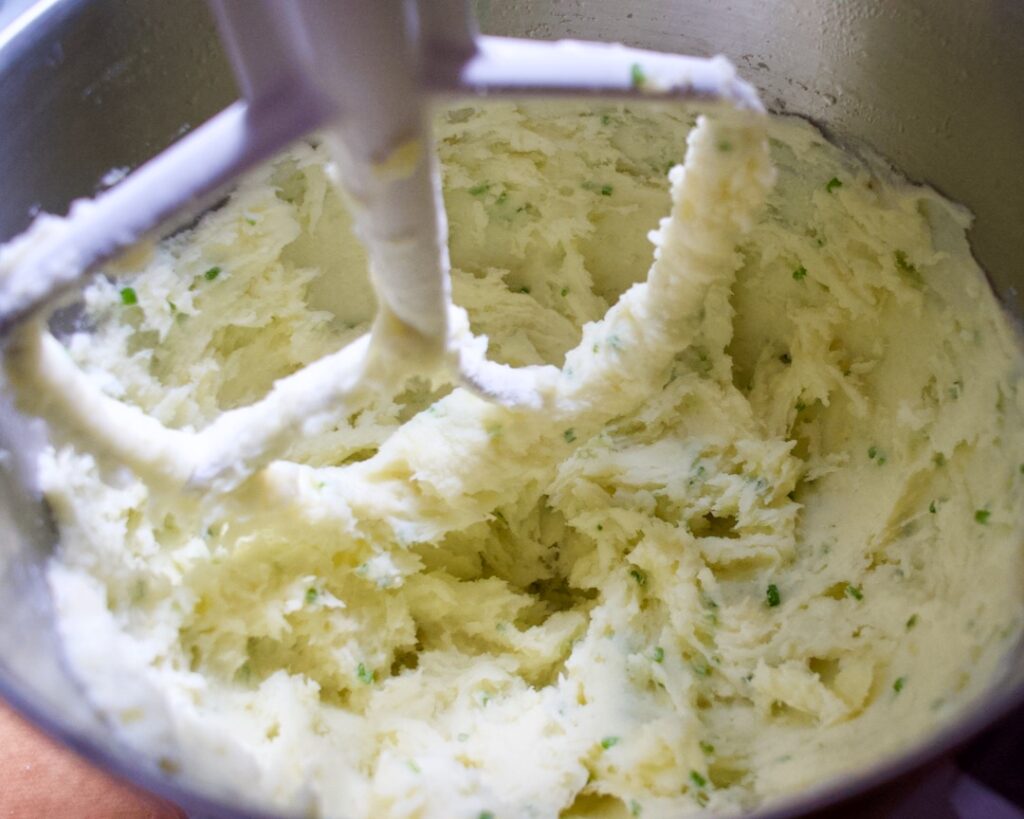 Buttermilk Mashed Potatoes (made in a Stand Mixer!)