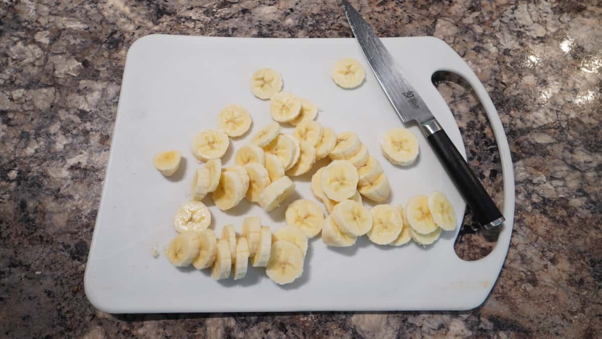 Can You Freeze a Banana in the Peel? (A Howto Guide) Cook for Folks