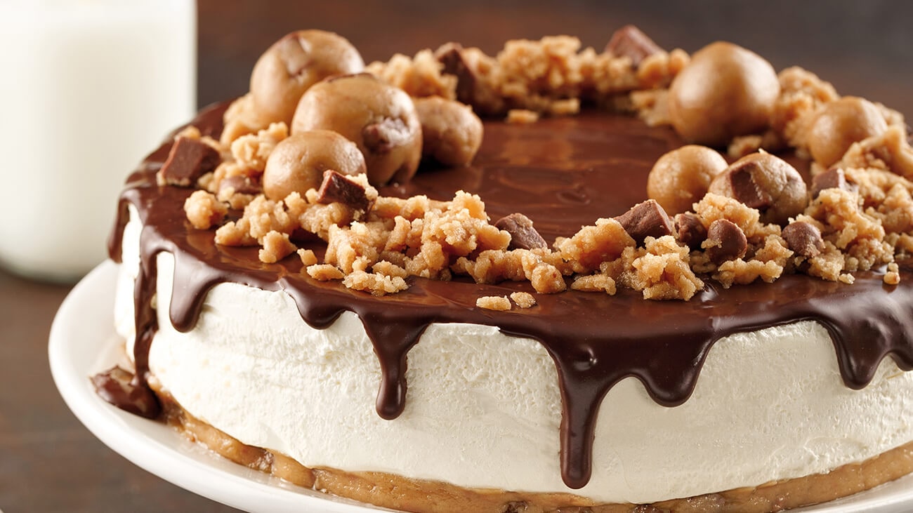 Nobake chocolate chips cookie dough cheesecake Cookie Bluff