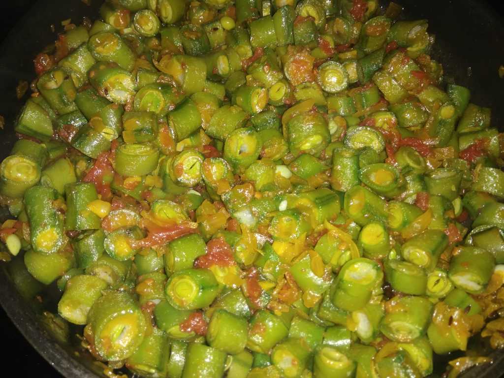 cocinatradicional.es Habas con su vaina guisadas