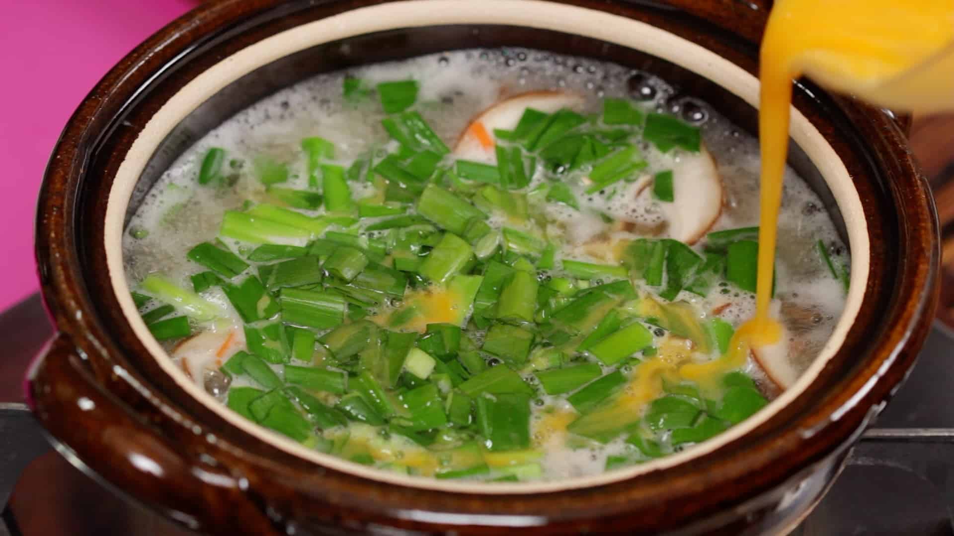 Garlic Chive EggDrop Zosui Recipe (Japanese Rice Soup with Shiitake