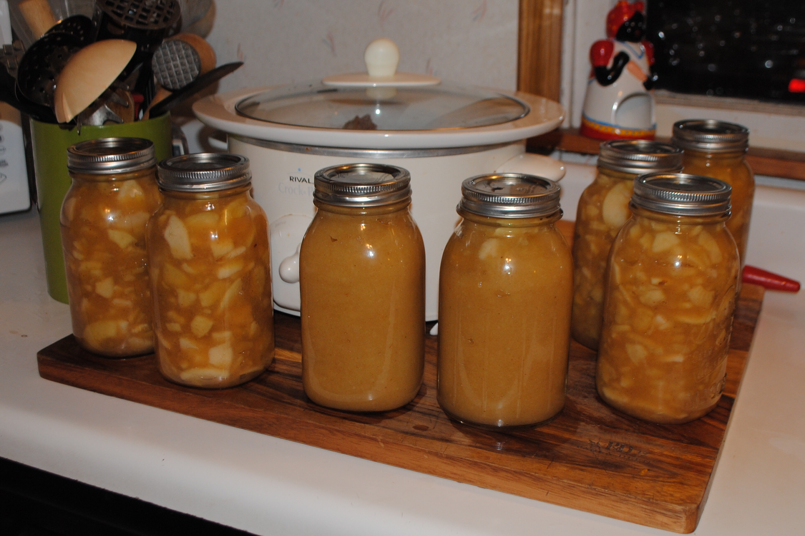 CANNED COOKED APPLES & CINNAMON APPLESAUCE