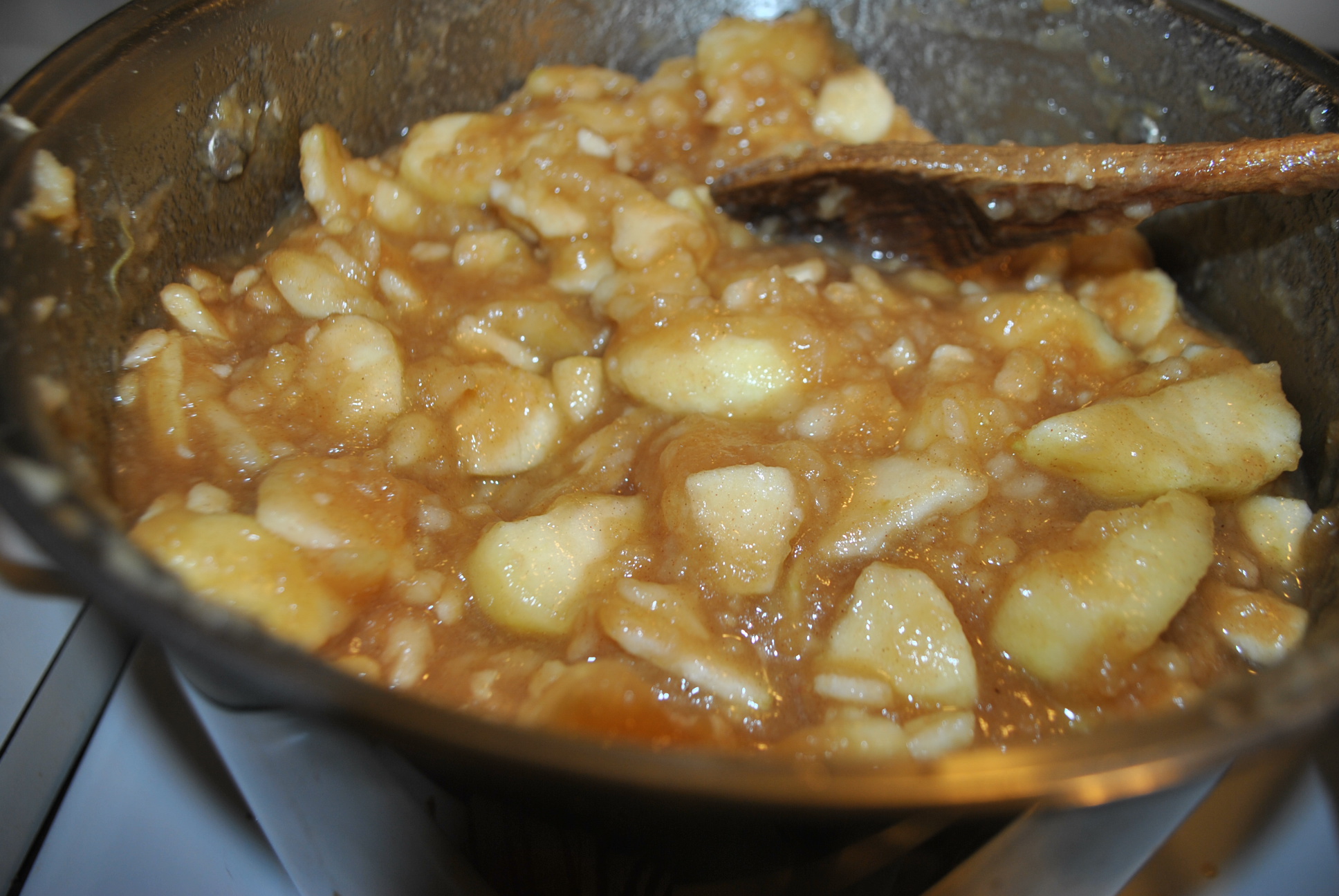 CANNED COOKED CINNAMON APPLES