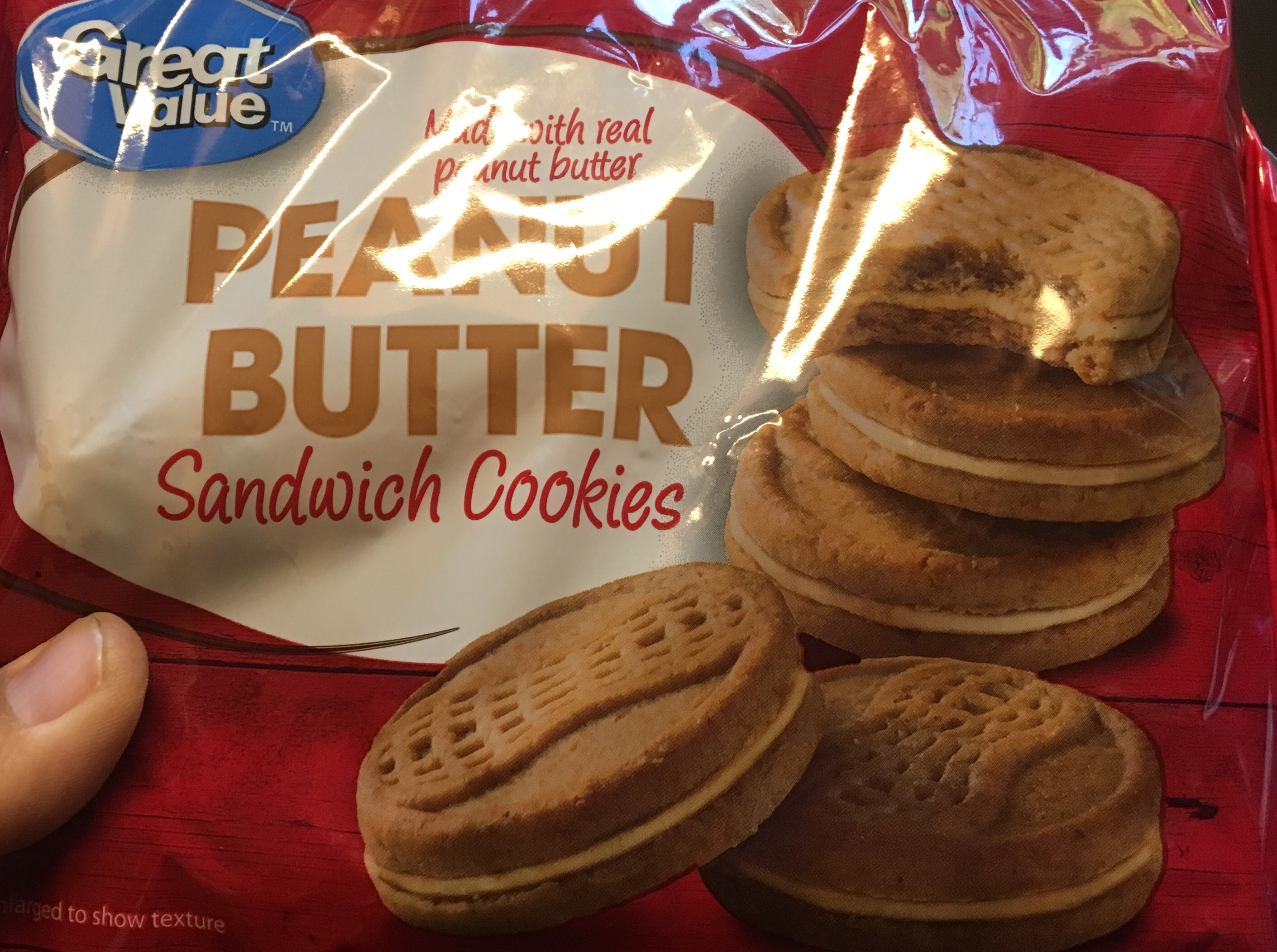 PEANUT BUTTER COOKIES & CREME