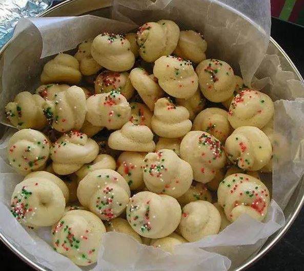 ITALIAN CHRISTMAS COOKIES