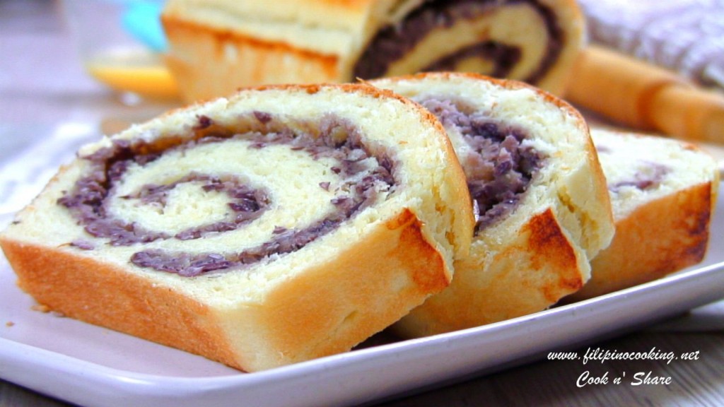 Monggo Bread Cook n' Share World Cuisines