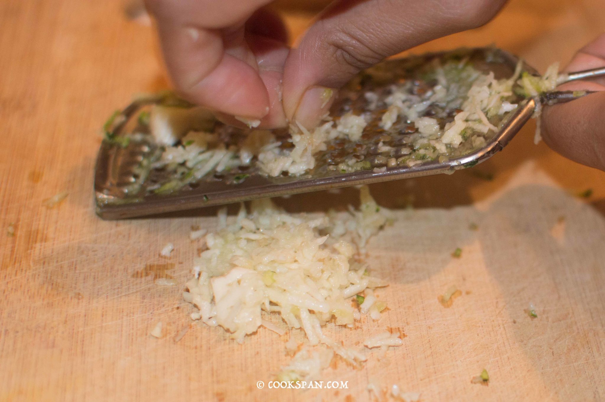 Grating the Garlic Cloves » COOK'S PAN