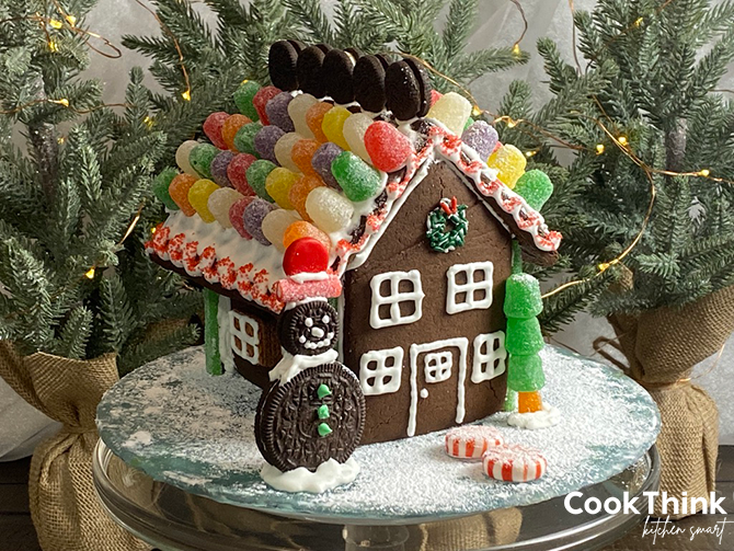 Amazing Oreo Gingerbread House CookThink