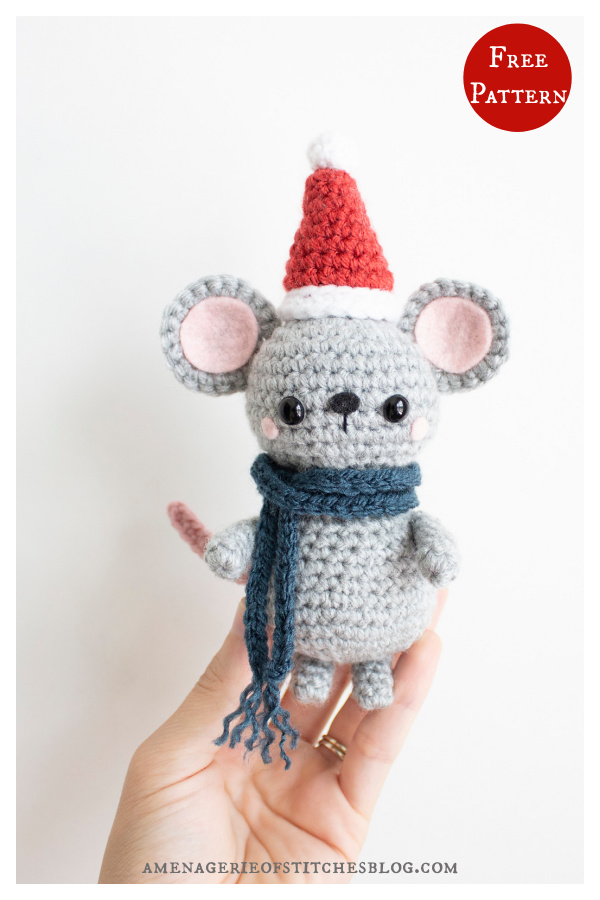 8 Christmas Mouse Free Crochet Pattern