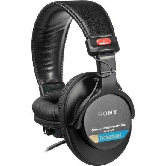 Best Headphones For Voice Actors Laptops and Mobile Products Directory