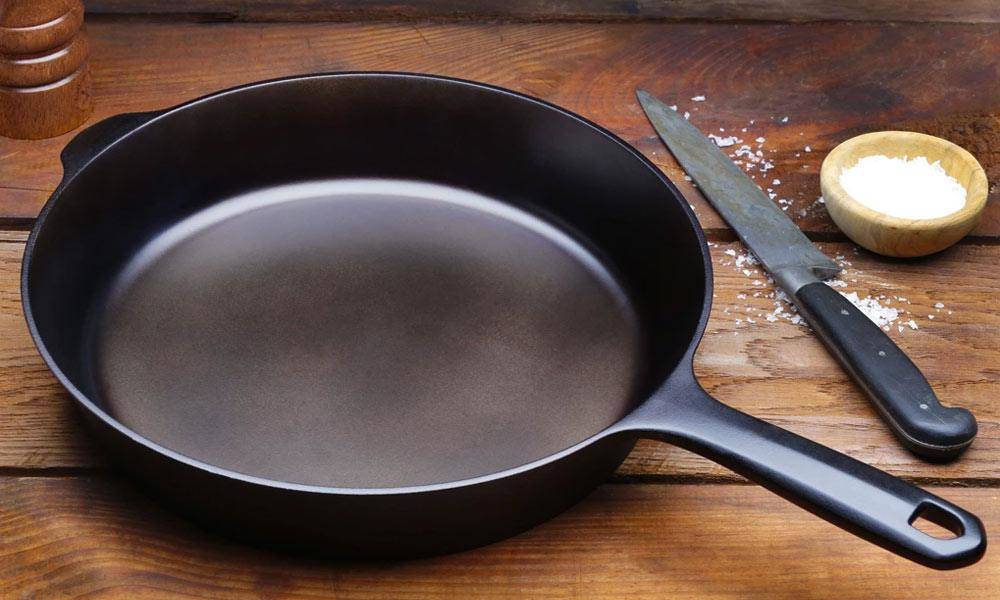 The Field Skillet Cast Iron Pan Cool Material