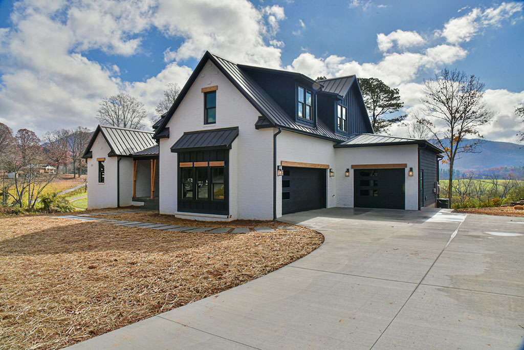 Chestnut Pointe Cool Mountain Realty & Construction