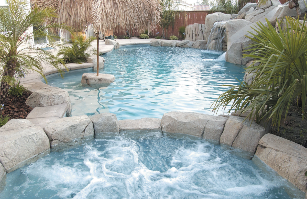 Cool Pools of Bakersfield Weekly Pool Cleaning Service