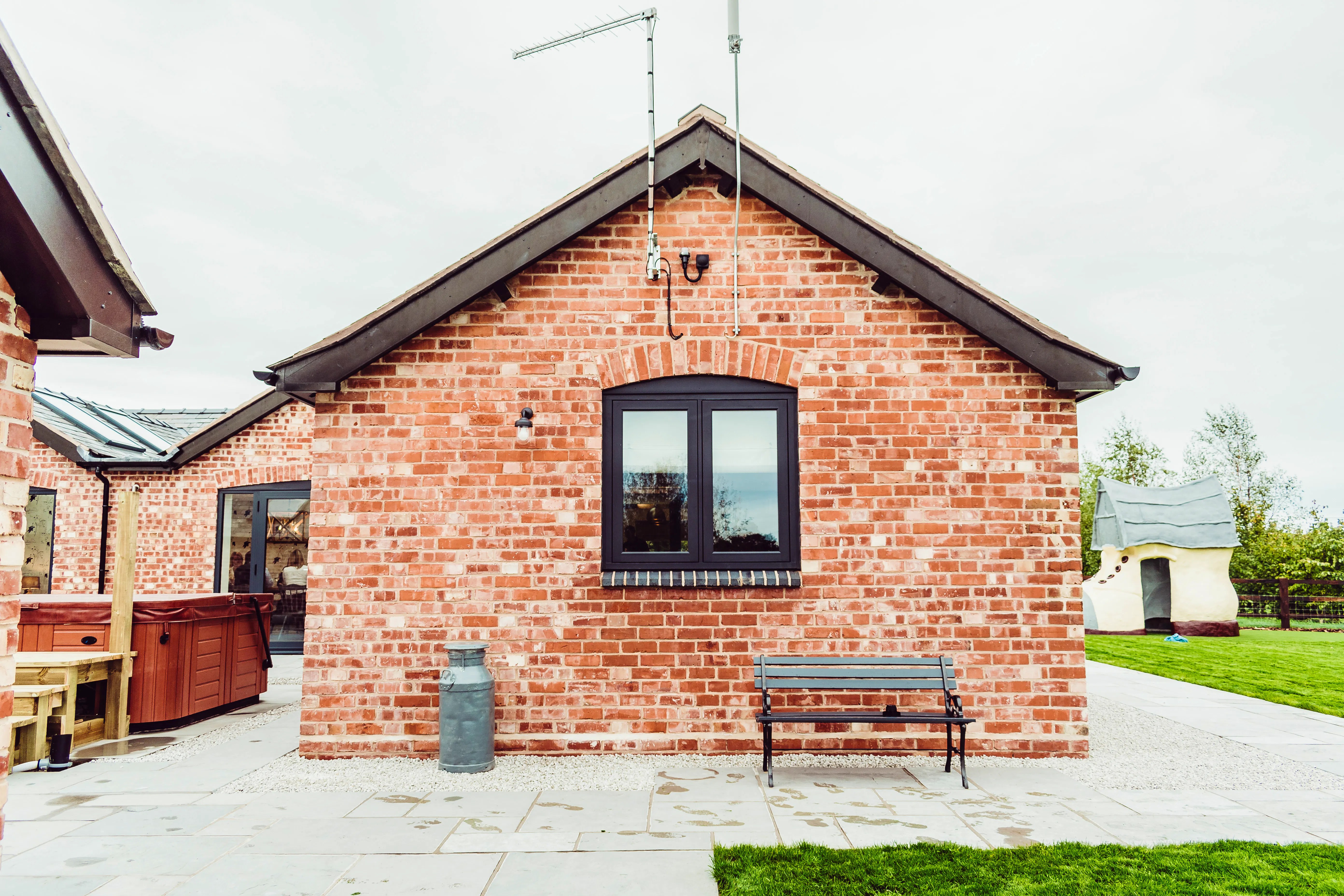 Hollies Barn Converted luxury barn in the Cheshire countryside