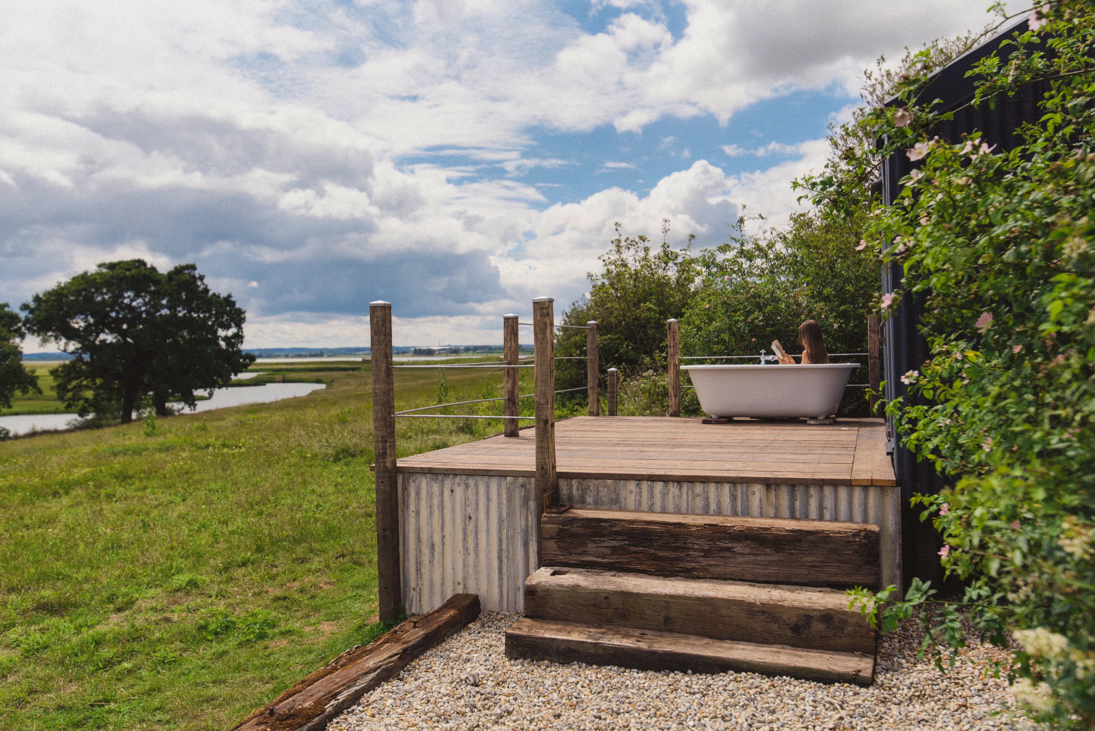 Best Outdoor Bathtubs